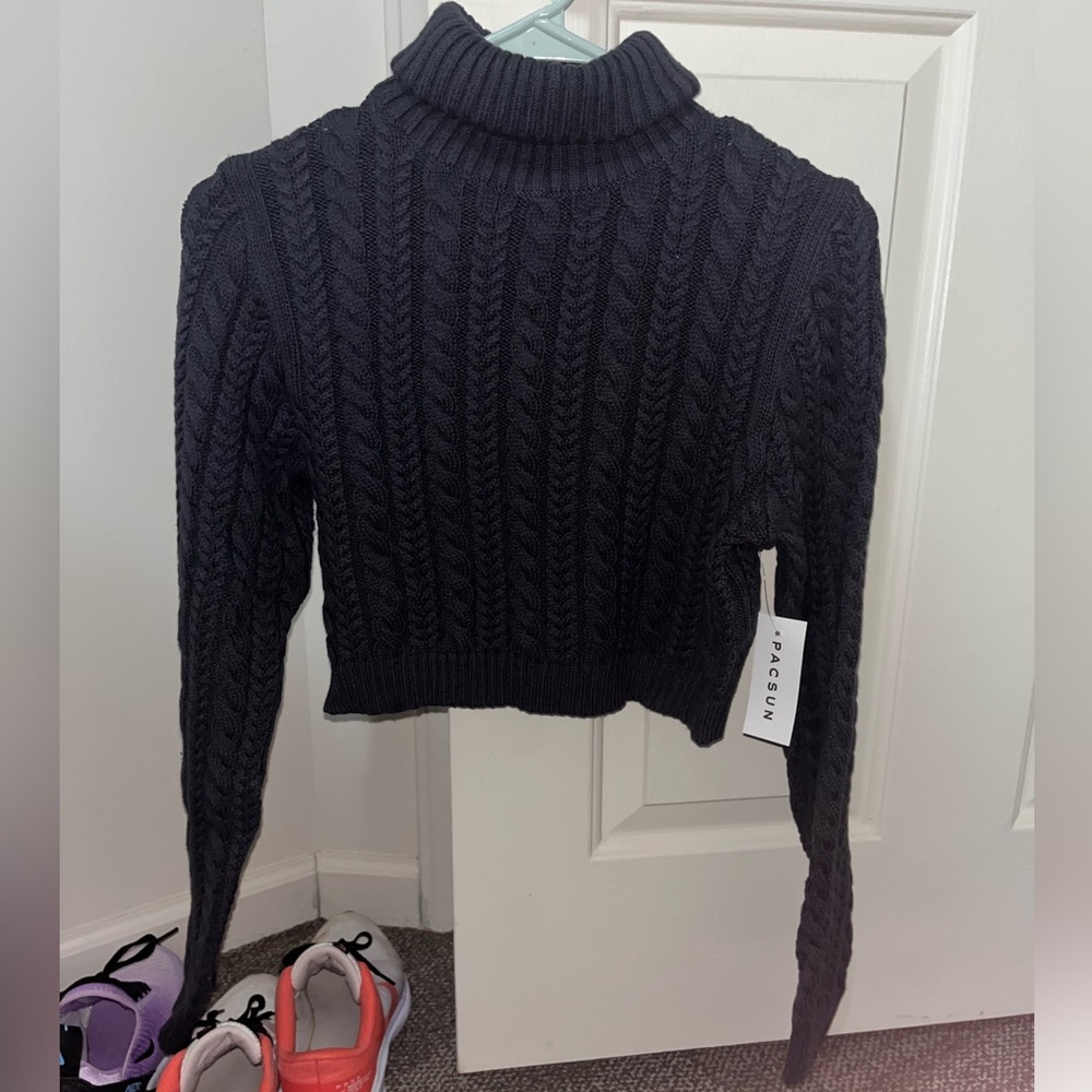 Pacsun size small turtleneck cropped dark grey